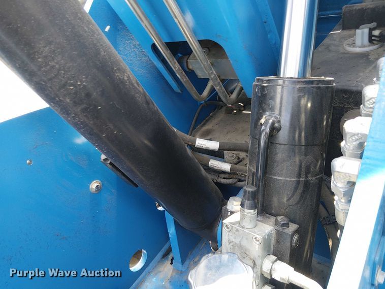 image for item EU2520 2021 Genie GTH-5519 telehandler