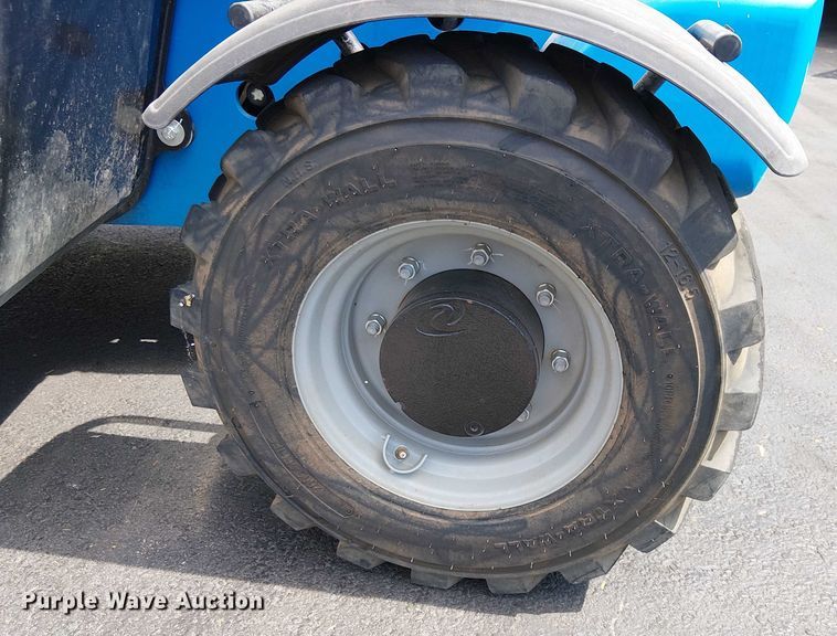 image for item EU2520 2021 Genie GTH-5519 telehandler