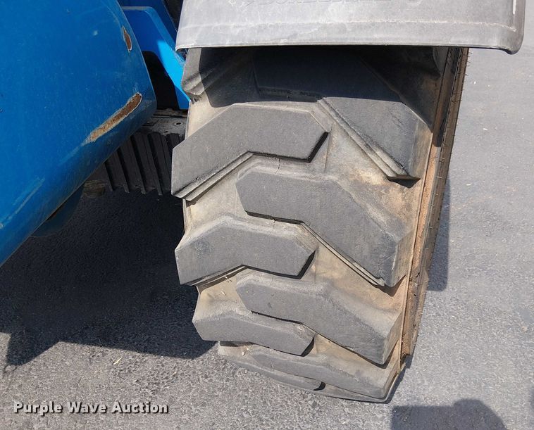 image for item EU2520 2021 Genie GTH-5519 telehandler