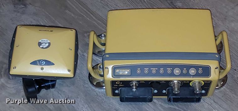 image for item EU2548 Topcon MC-R3 GPS equipment