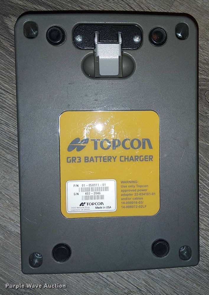 image for item EU2549 Topcon GR-3 GPS equipment