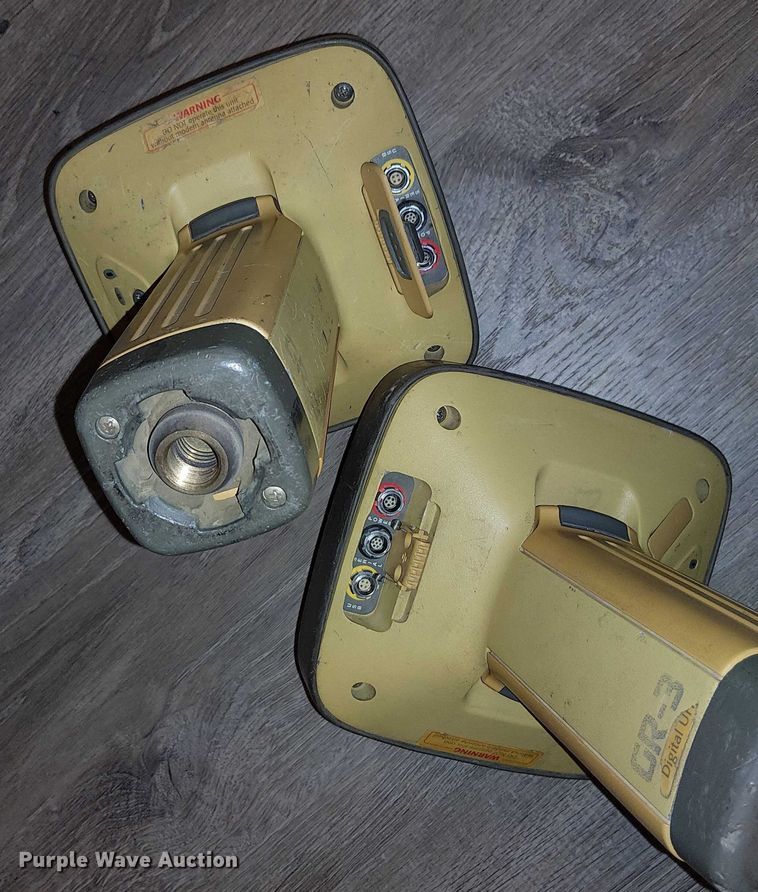 image for item EU2550 Topcon GR-3 GPS equipment