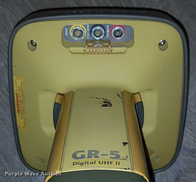 image for item EU2554 Topcon GR-5 GPS equipment