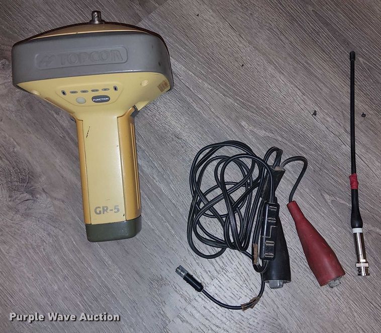image for item EU2554 Topcon GR-5 GPS equipment