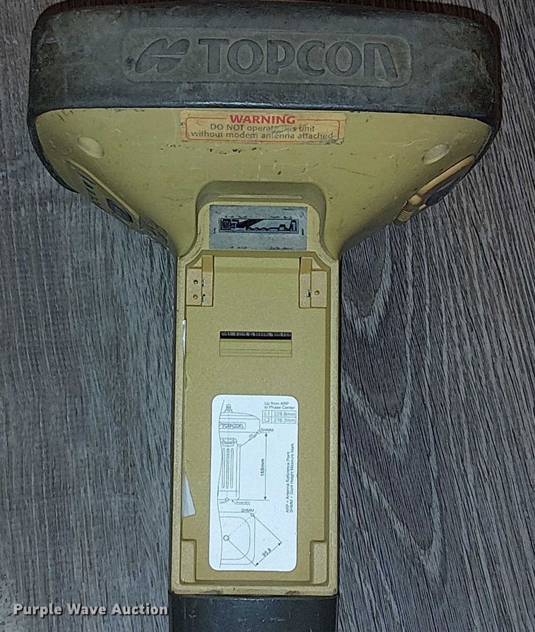 image for item EU2555 Topcon GR-3 GPS equipment