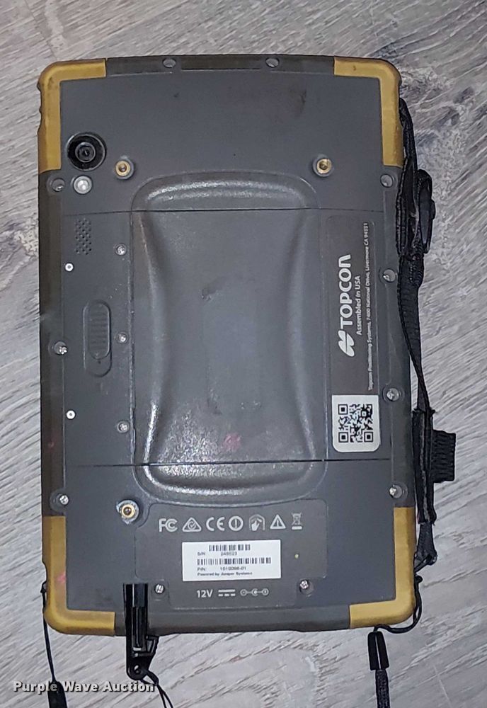 image for item EU2558 Topcon GR-3 GPS equipment