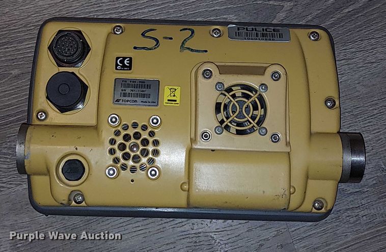 image for item EU2559 Topcon GX-60 GPS equipment