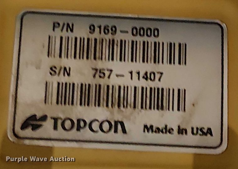 image for item EU2559 Topcon GX-60 GPS equipment