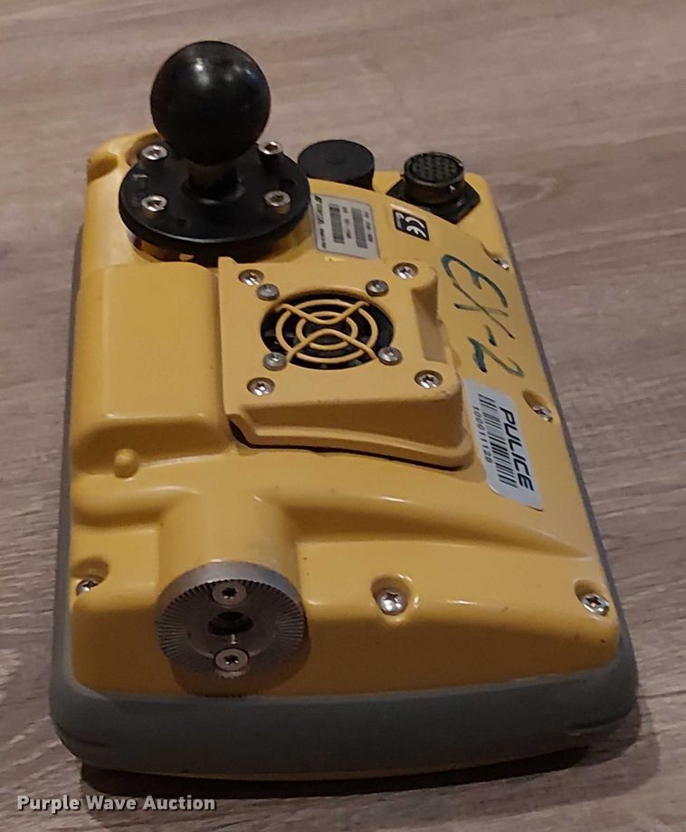 image for item EU2560 Topcon GX-60 GPS equipment