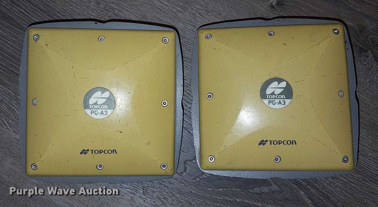 image for item EU2565 Topcon MC-R3 Excavator Receiver