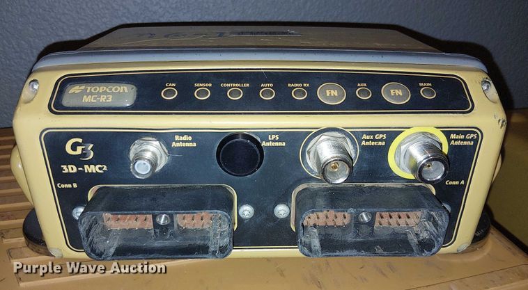 image for item EU2565 Topcon MC-R3 Excavator Receiver