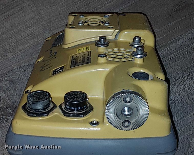 image for item EU2566 Topcon GX-60 Display and Receivers