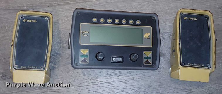 image for item EU2570 Topcon System Five GPS equipment