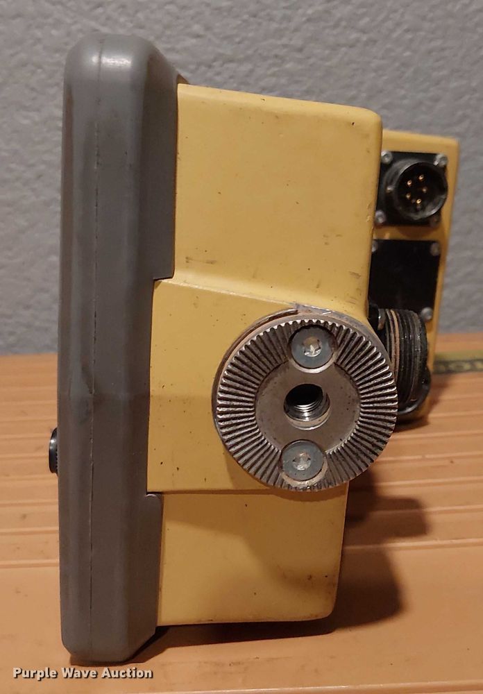 image for item EU2570 Topcon System Five GPS equipment