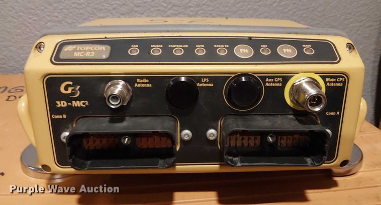 image for item EU2571 Topcon MC-R3 GPS equipment 