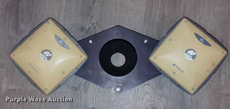 image for item EU2571 Topcon MC-R3 GPS equipment 