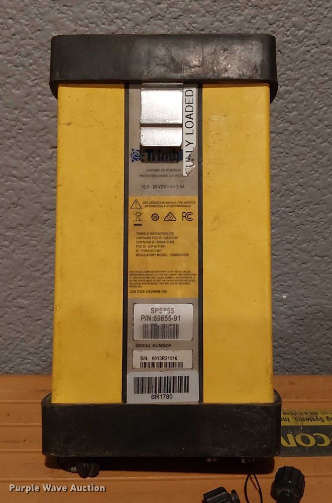 image for item EU2573 Trimble SPS855 GPS equipment