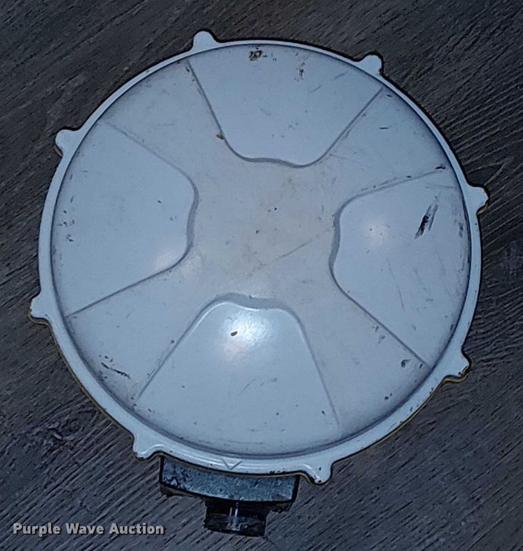 image for item EU2576 CAT AccuGrade GPS equipment