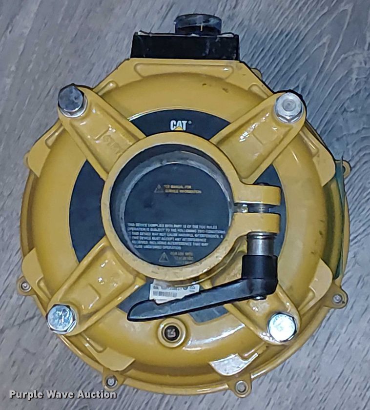 image for item EU2576 CAT AccuGrade GPS equipment