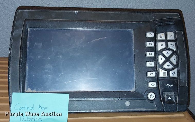 image for item EU2576 CAT AccuGrade GPS equipment