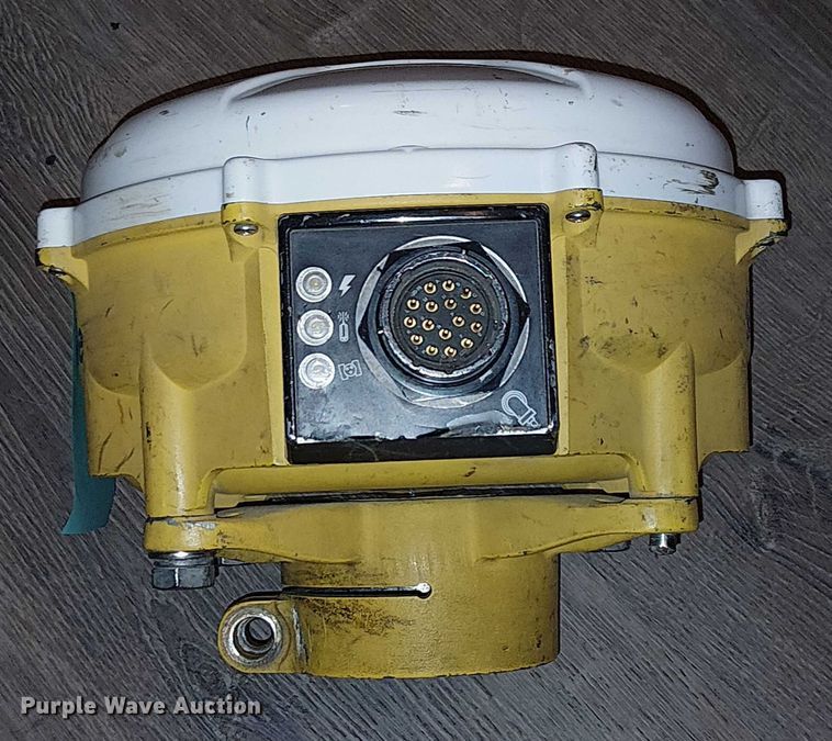 image for item EU2577 Trimble MS992 GPS equipment