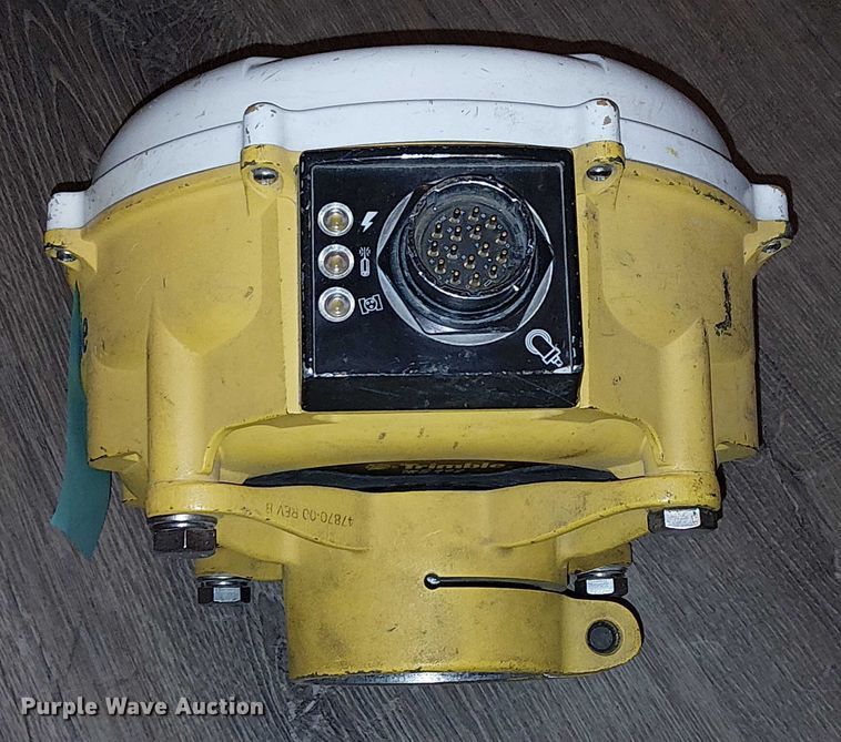 image for item EU2577 Trimble MS992 GPS equipment