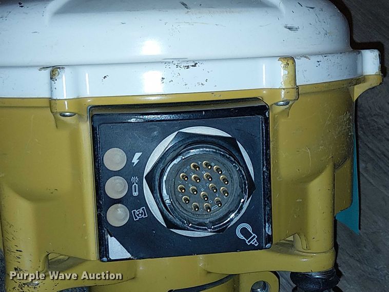 image for item EU2578 Trimble MS992 GPS equipment