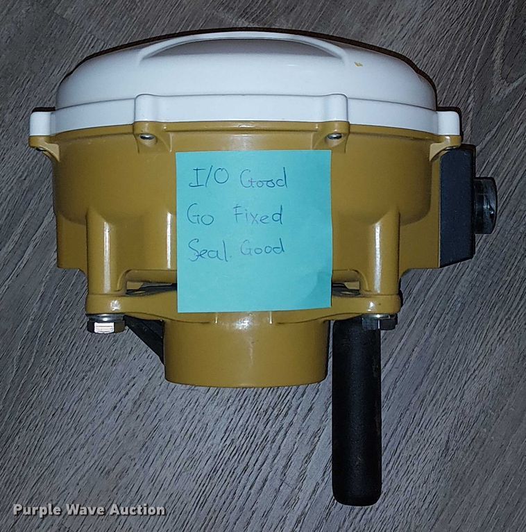 image for item EU2579 CAT MS995 GPS equipment