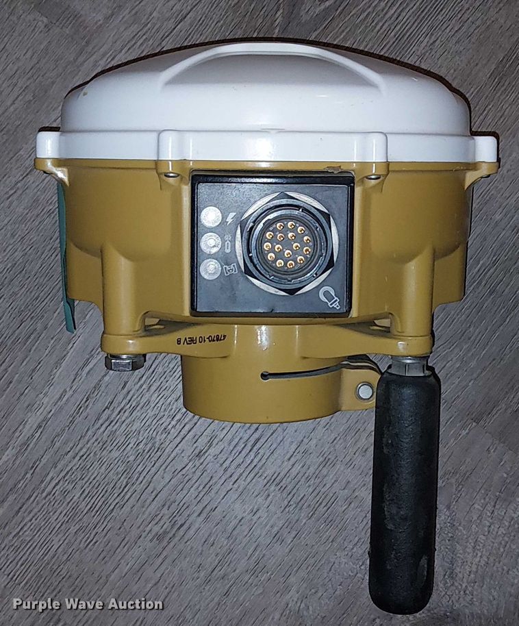 image for item EU2579 CAT MS995 GPS equipment