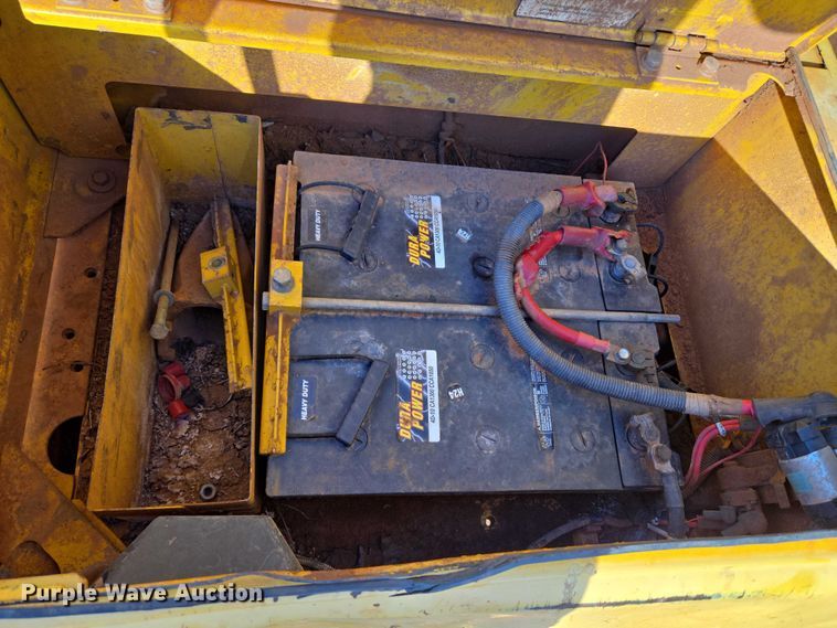 image for item EU3701 2006 Komatsu PC300L-7E0 excavator