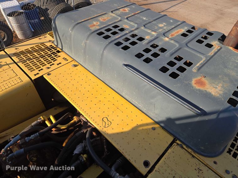 image for item EU3701 2006 Komatsu PC300L-7E0 excavator