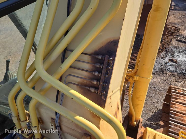 image for item EU3701 2006 Komatsu PC300L-7E0 excavator