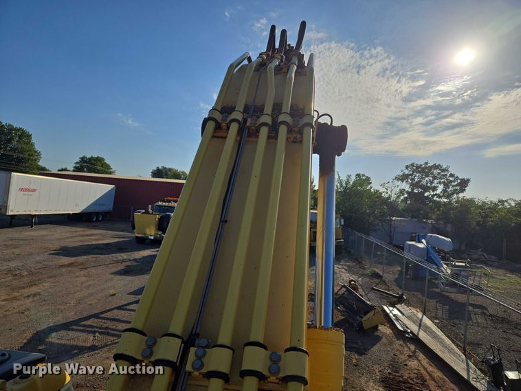 image for item EU3701 2006 Komatsu PC300L-7E0 excavator