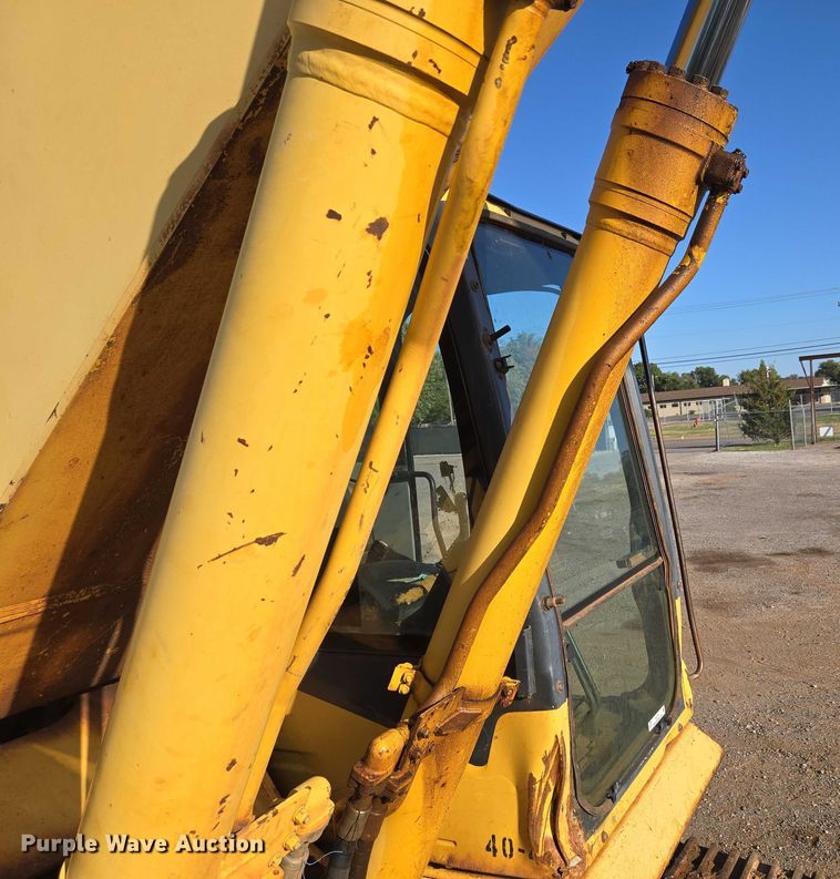 image for item EU3701 2006 Komatsu PC300L-7E0 excavator