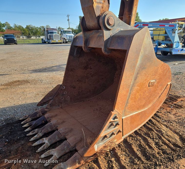 image for item EU3701 2006 Komatsu PC300L-7E0 excavator