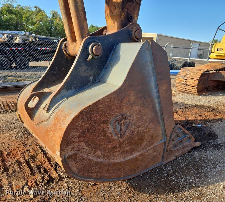 image for item EU3701 2006 Komatsu PC300L-7E0 excavator