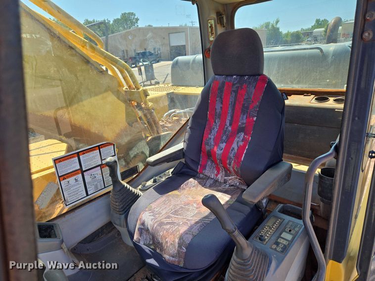 image for item EU3701 2006 Komatsu PC300L-7E0 excavator