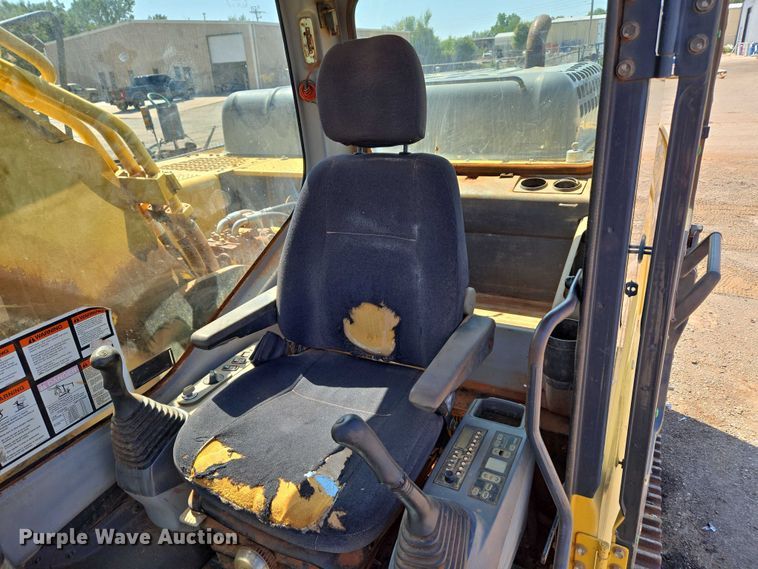 image for item EU3701 2006 Komatsu PC300L-7E0 excavator