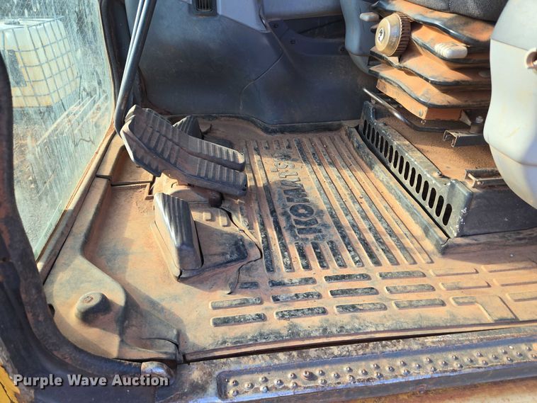 image for item EU3701 2006 Komatsu PC300L-7E0 excavator