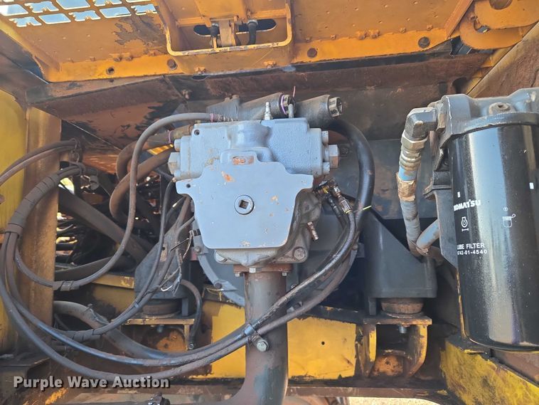 image for item EU3701 2006 Komatsu PC300L-7E0 excavator