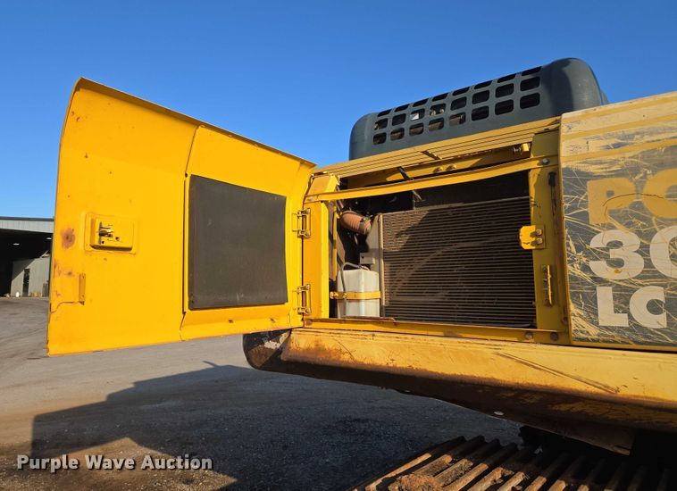 image for item EU3701 2006 Komatsu PC300L-7E0 excavator