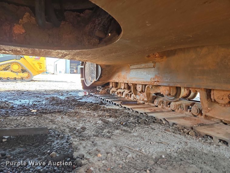 image for item EU3701 2006 Komatsu PC300L-7E0 excavator