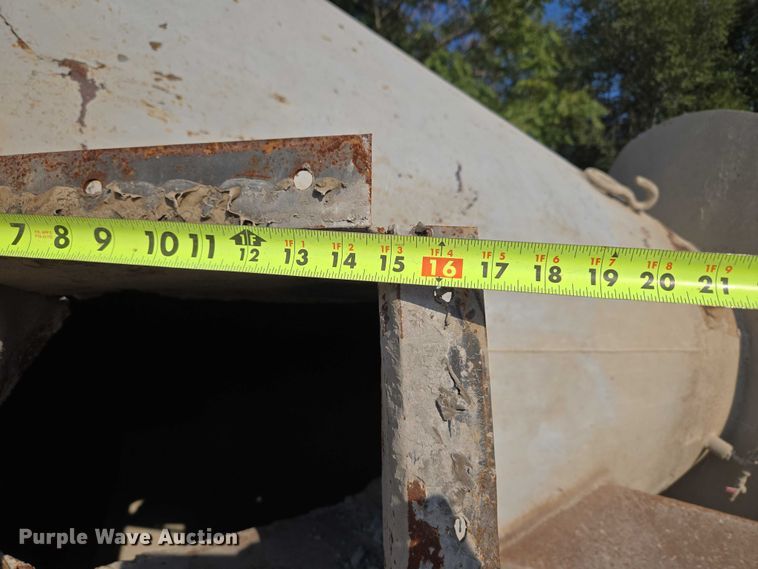 image for item EU3789 Concrete silo