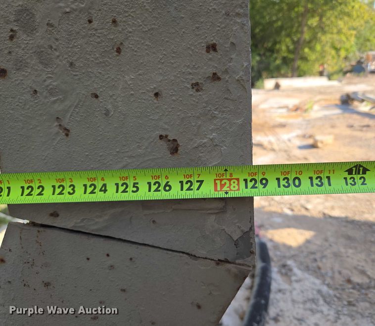 image for item EU3789 Concrete silo