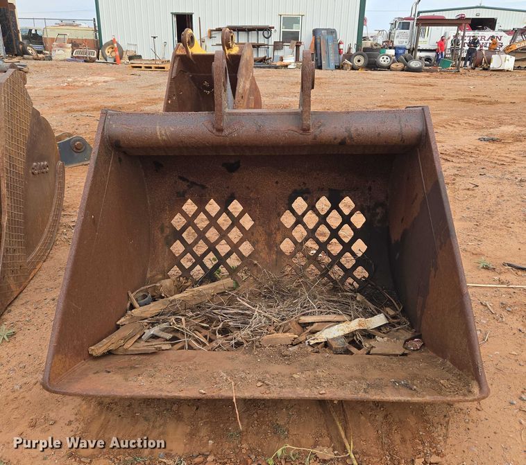 image for item EU3850 Excavator bucket