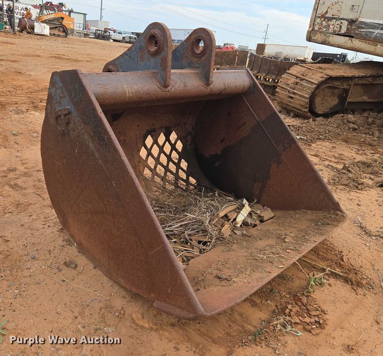 image for item EU3850 Excavator bucket