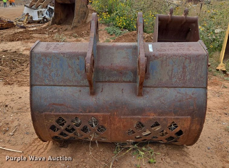 image for item EU3850 Excavator bucket