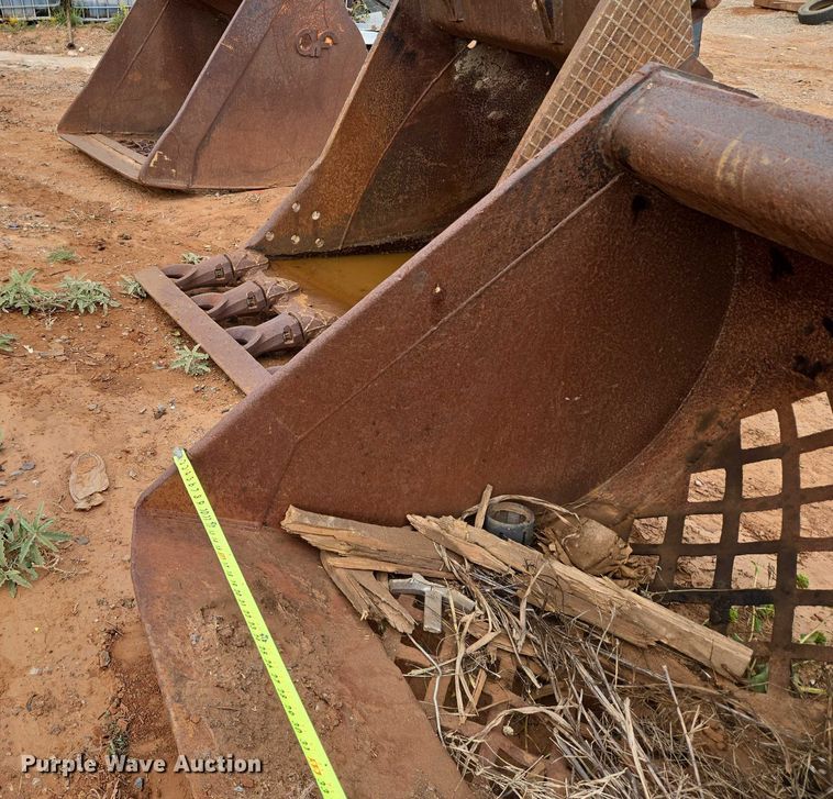 image for item EU3850 Excavator bucket