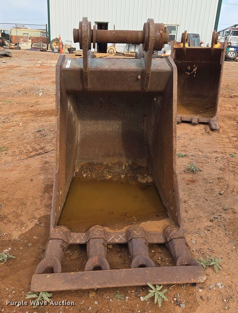 image for item EU3851 ESCO SK290/295 excavator bucket