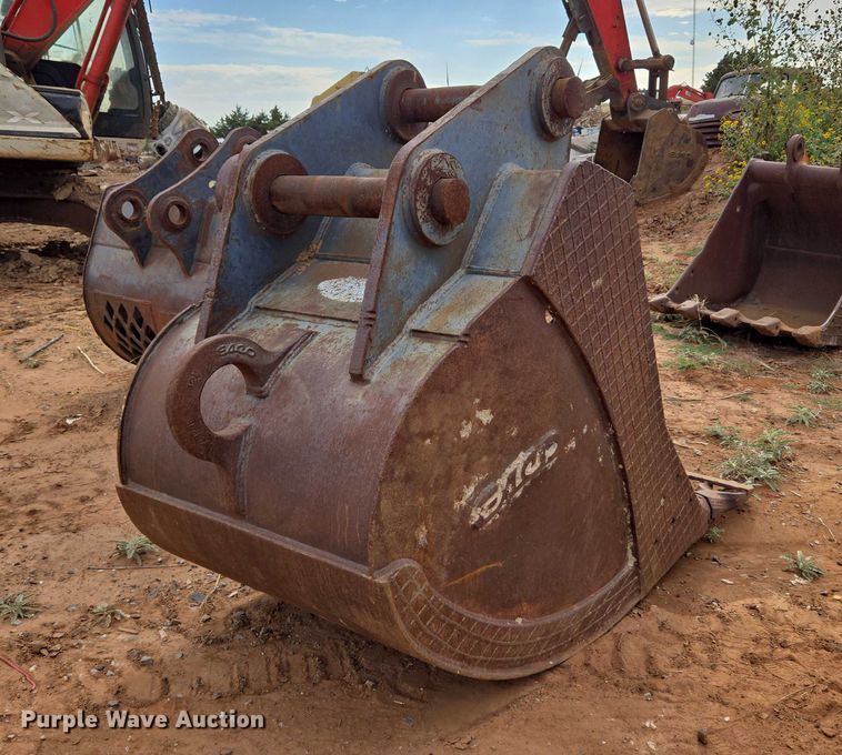 image for item EU3851 ESCO SK290/295 excavator bucket